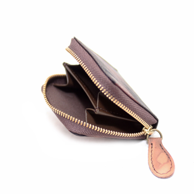 DA1552-AMD/Ain Soph (アインソフ)奄美泥染め　コインケース　日本製