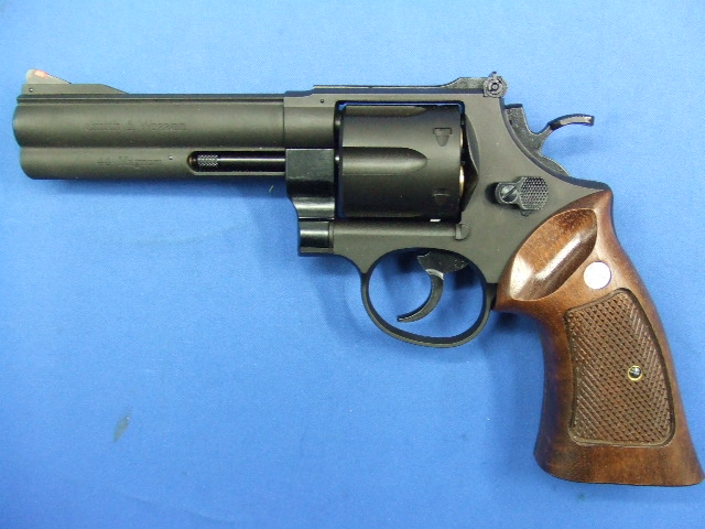 S&W M29 クラシック ブラック HW ハーフチェッカー木製グリップ仕様　6ｍｍBB・リアルXカートリッジ　 | 　マルシン