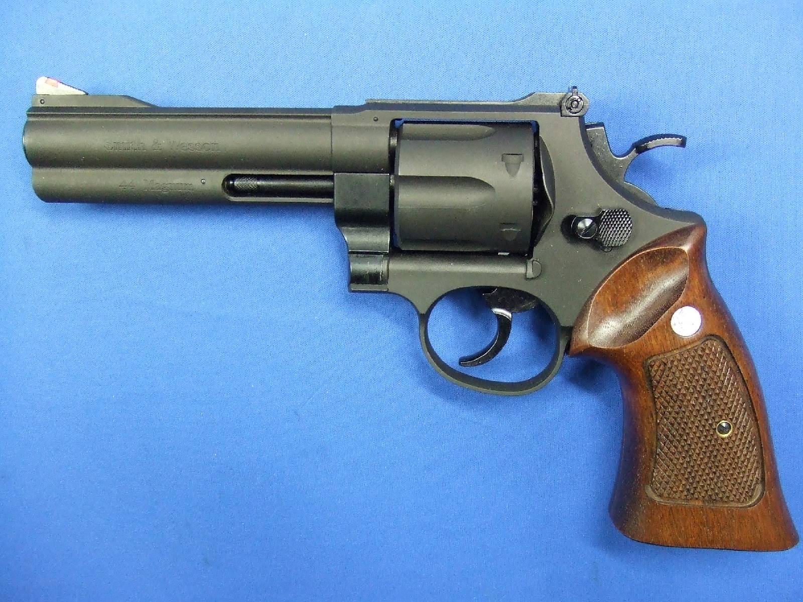 S&W M629 クラシック ブラック HW ハーフチェッカー木製グリップ仕様　6ｍｍBB・リアルXカートリッジ　 | 　マルシン