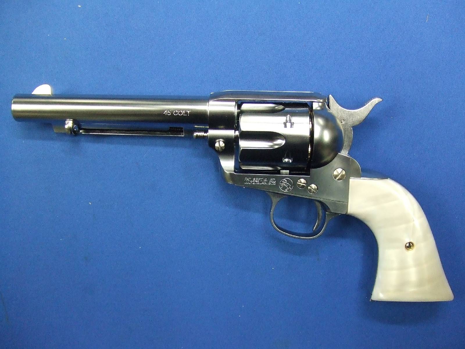 コルトSAA.45 アーティラリー シルバー ABS パールプラグリップ仕様　Xカートリッジ　 | 　マルシン