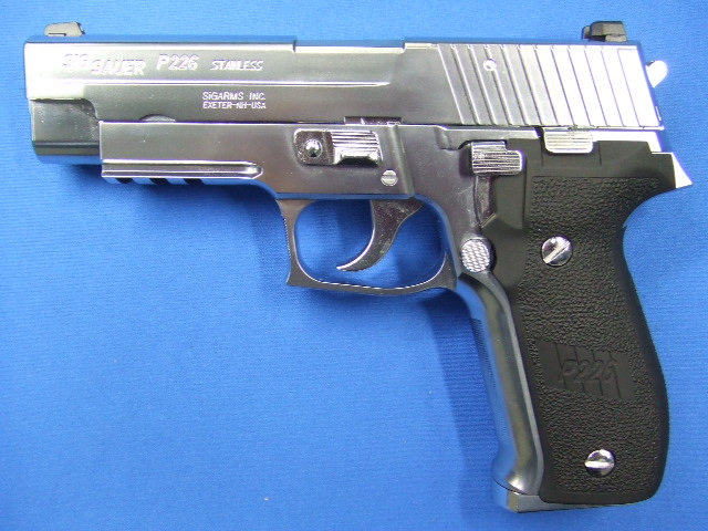 SIG SAUER P226R クロームステンレス  |  東京マルイ