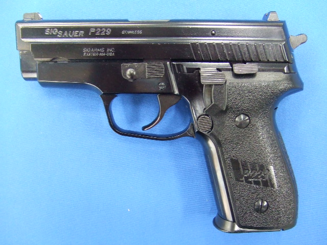 SIG SAUER P229 スチールフィニッシュ  |  タナカ