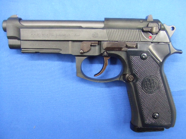 ベレッタ　米国海兵隊モデル M9A1カーボンブラック  |  ウエスタンアームズ