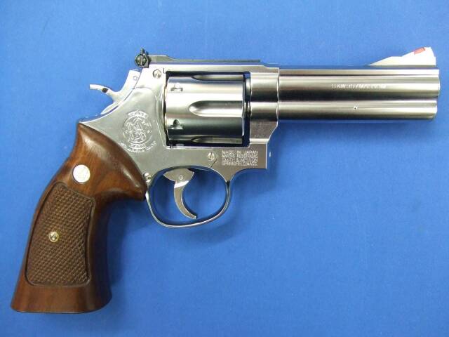 S&W M686 シルバー ABS 木製グリップ仕様 6mmBB・リアルXカートリッジ | マルシン