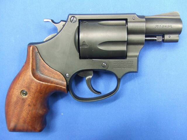 S&W M36 2in ブラック HW 木製グリップ仕様 リアルXカートリッジ　 | 　マルシン