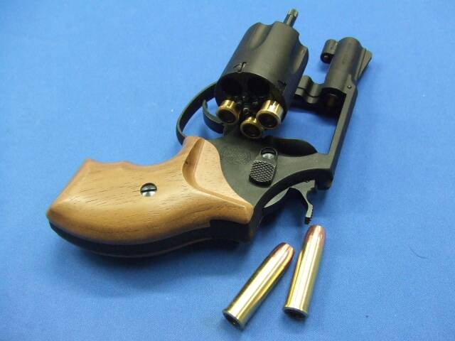 S&W M36 2in ブラック HW フィンガーチャンネル付 木製グリップ仕様 リアルXカートリッジ　 | 　マルシン