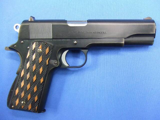 コルトMK4シリーズ70 ハードトゥキル リアルスチールフィニッシュ