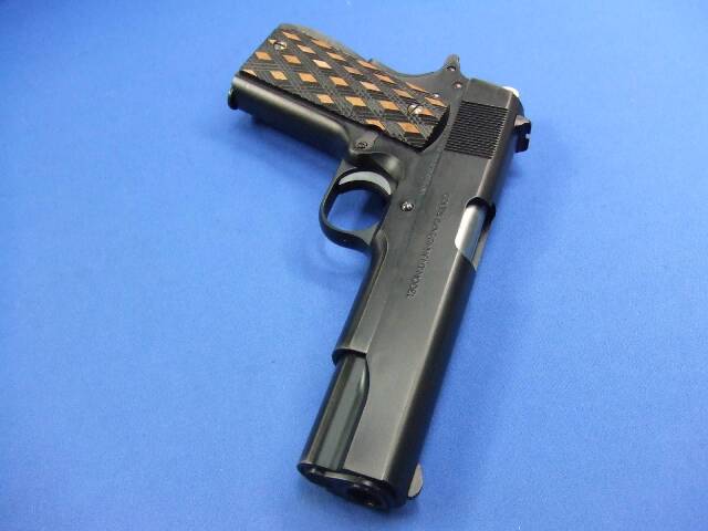 コルトMK4シリーズ70 ハードトゥキル リアルスチールフィニッシュ