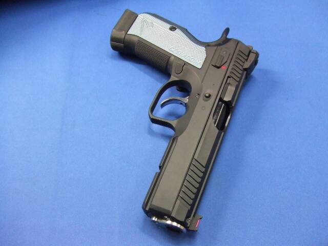 Carbon8 CZ75 co2ガスガン チューニング済み 美品 Carbon8 Cz75 2nd ガスガン | エアガン・ミリタリーショップ