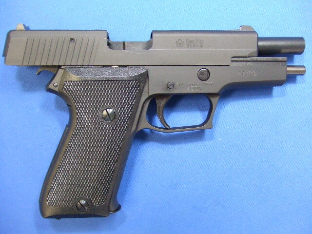 SIG SAUER P220 陸上自衛隊仕様 HW  |  タナカ