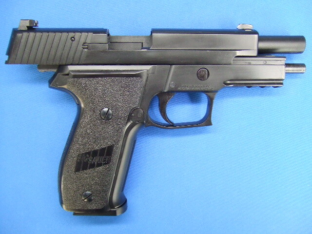 SIG SAUER P226レイルドフレイム ブラック |  タナカ