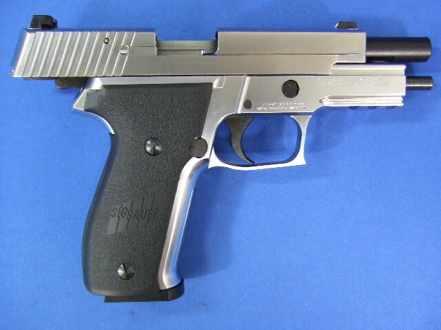 SIG SAUER P226レイルドフレイム ステンレス  |  タナカ