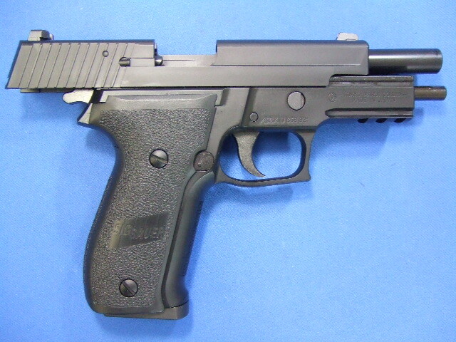 SIG SAUER P226Rail  |  東京マルイ