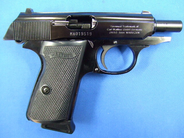 ワルサーPPK/S ブラックメタル ガスブローバックをレビュー