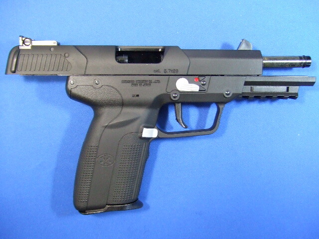 ファイブセブン USG maxi8 ブラック　HW | マルシン