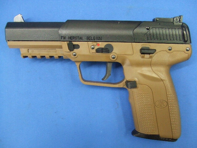 FN Five-seveN 6mmBB CO2 フラットダークアース | マルシン