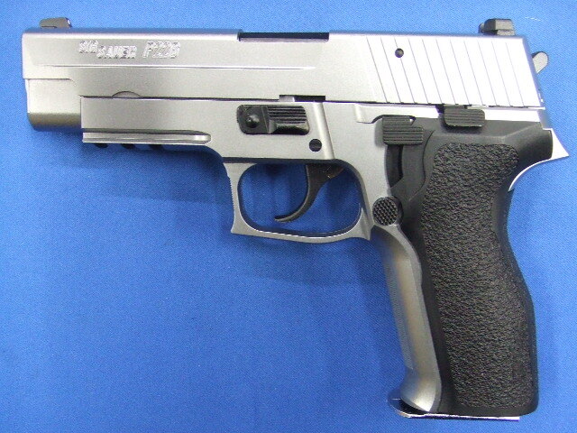SIG SAUER P226 E2 ステンレスモデル  |  東京マルイ