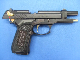 ベレッタＭ9アニバーサリーモデルブラック＆シルバー 米軍制式採用20周年記念モデル | KSC