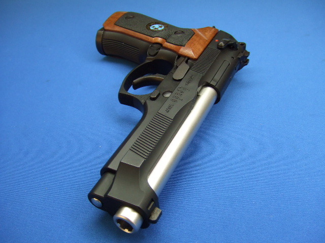 サムライエッジ M92F S.T.A.R.S.カスタム〈ジル・バレンタイン モデル〉   |   東京マルイ