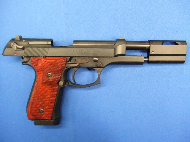 ベレッタ M92 バーテック 日本警察 特殊部隊SIT 採用拳銃 ガス