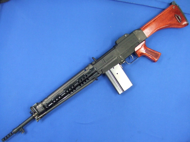 六四式小銃 航空自衛 バージョン 高級ウレタン仕上げ　木製ストック＆グリップ付  |  TOP
