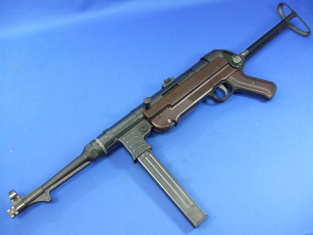 MP40 マシンピストル  |  TOP