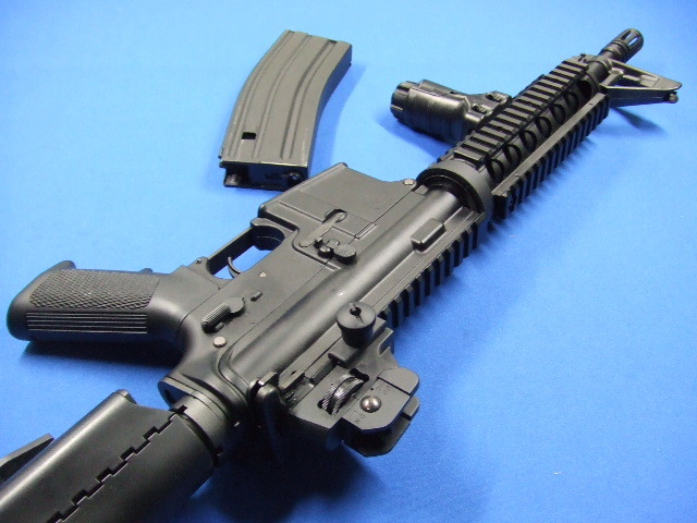 M4 CQB-R ブラック |  東京マルイ