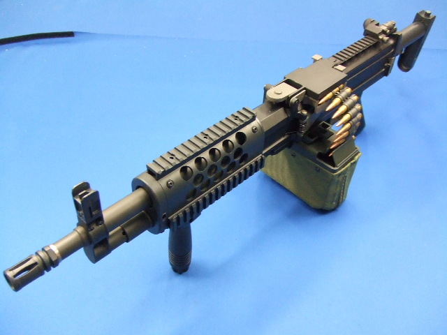 ストーナー LMG | ARES