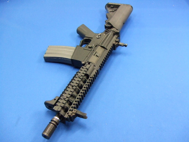 SR635 | VFC
