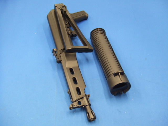 【中古】　Silverback Airsoft　PP-19　BIZON　電動ガン Silverback Airsoft PP-19 Bizon 電動ガン