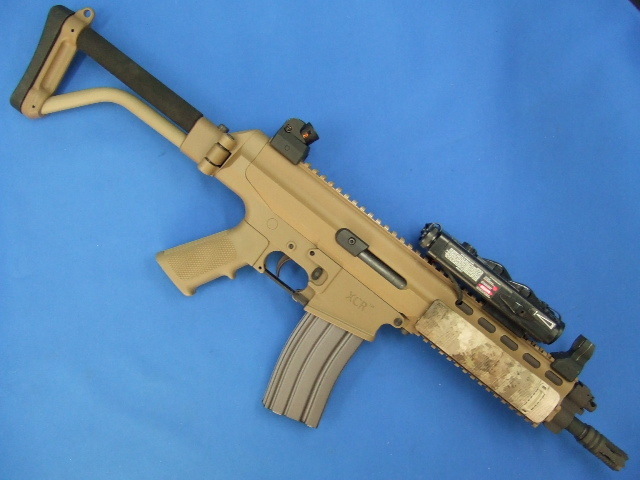 XCR mini Tan | VFC
