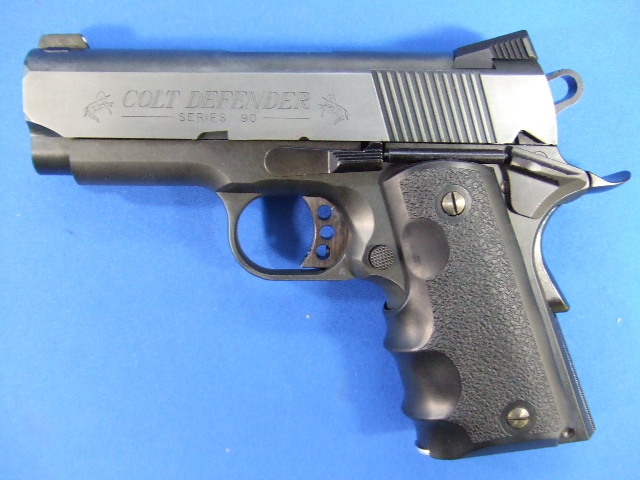 コルト ディフェンダー カーボンブラック　 | ウエスタンアームズ