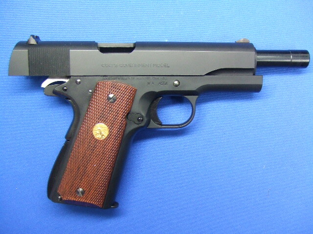 1970年から民間用に販売されたコルトガバメントがMKⅣシリーズ70。
