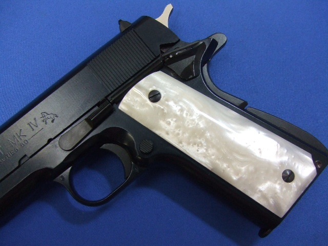 コルトガバメントMK4 シリーズ80 DXエディション ホワイトパールグリップ　 | ウエスタンアームズ