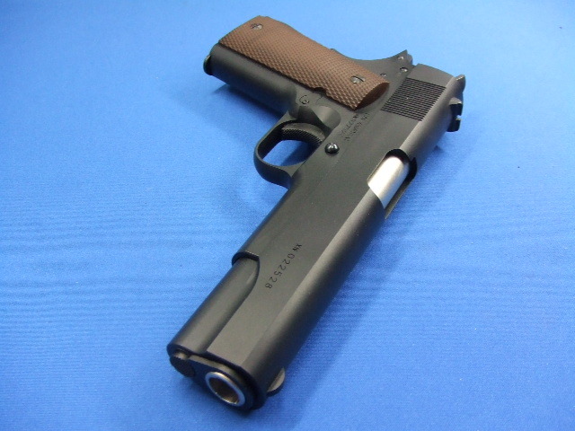 M911 ロベルタのハンドガン・ブラックラグーン　 |   KSC