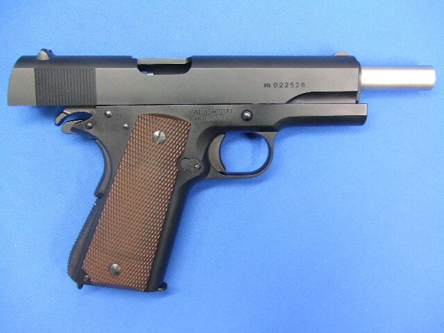M911 ロベルタのハンドガン・ブラックラグーン　 |   KSC