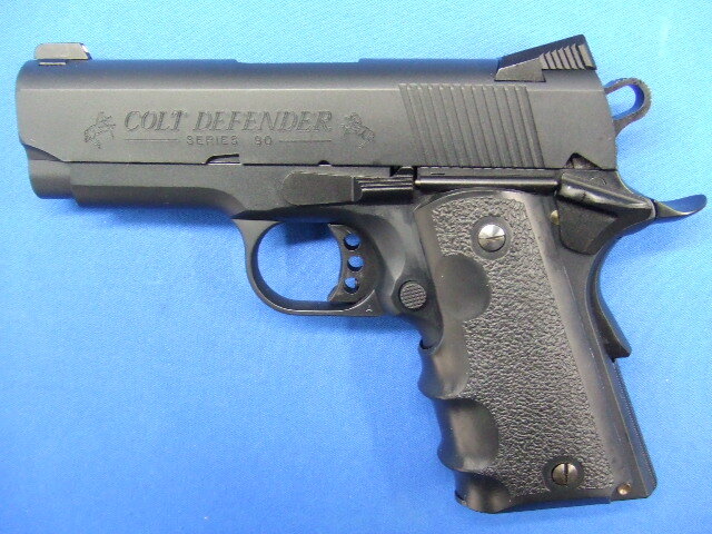 コルト ディフェンダー オールブラック 　 | ウエスタンアームズ