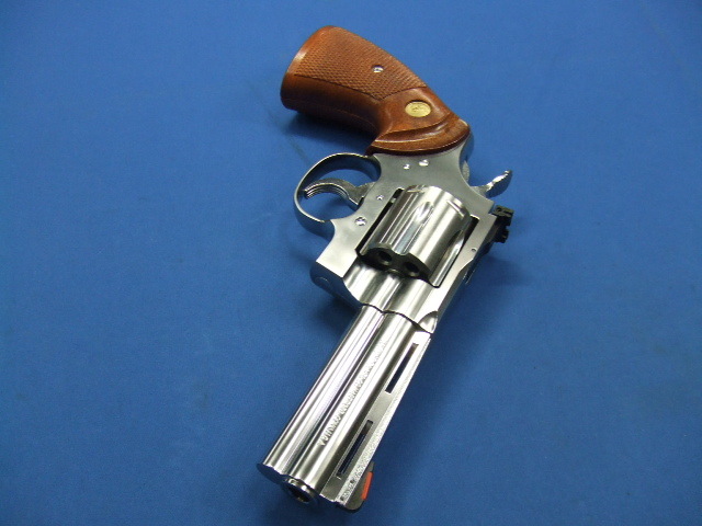 コルト パイソン　4in R-Model ステンレスフィニッシュ | タナカ