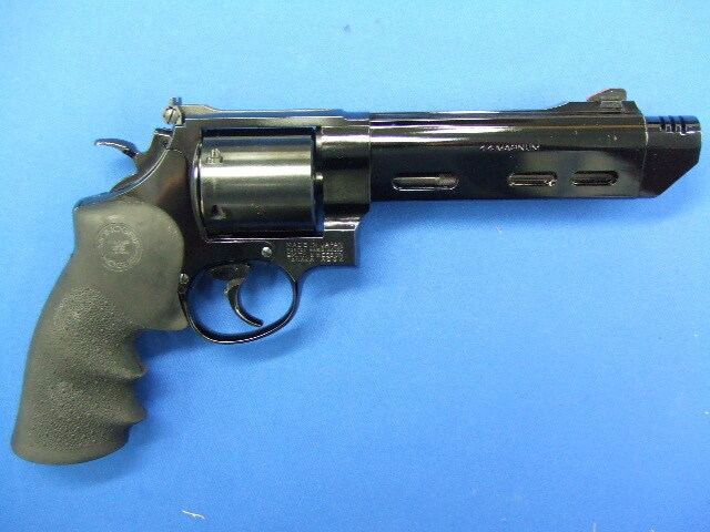 S&W M629 パフォーマンスセンター V-COMP ミッドナイトブルー | タナカ