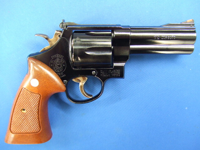 S&W M29 クラシック　4in スチールジュピターフィニッシュ | タナカ