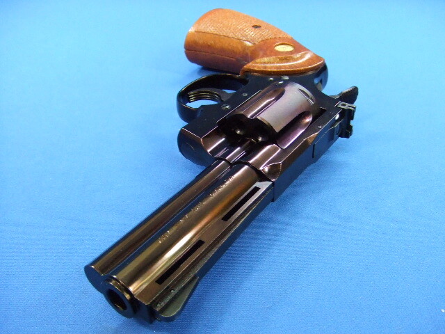 タナカ　M19 4インチモデル　ミッドナイト・ゴールド コルトパイソン 4インチ ミッドナイトゴールド | タナカ