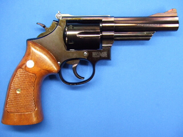 S&W M19 コンバットマグナム 4インチ　ミッドナイトゴールド | タナカ