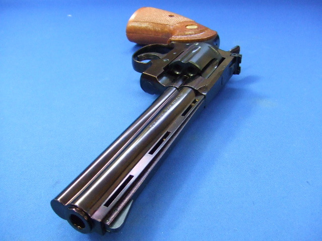 コルト パイソン 6インチ　ミッドナイトゴールド | タナカ