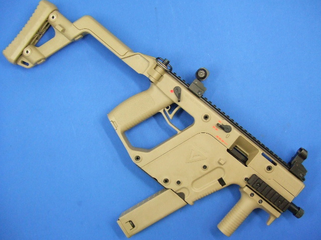 Kriss Vevtor / クリスベクター TAN | KSC