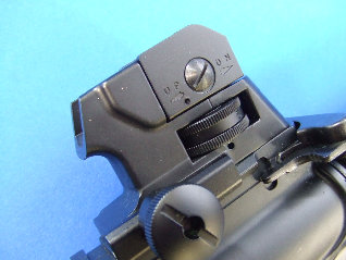 ナイツ SR-16 CQB-R 2 | ウエスタンアームズ