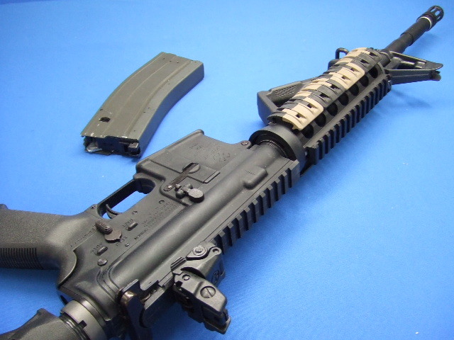 M4A1カービン　マグプルタクティカル2　ブラック | ウエスタンアームズ