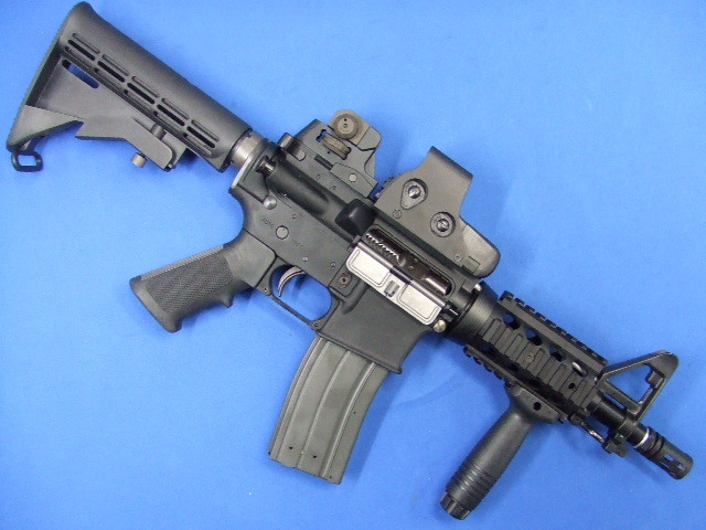M4A1 PDW　551ホロサイト 　フォアグリップ付 | ウエスタンアームズ