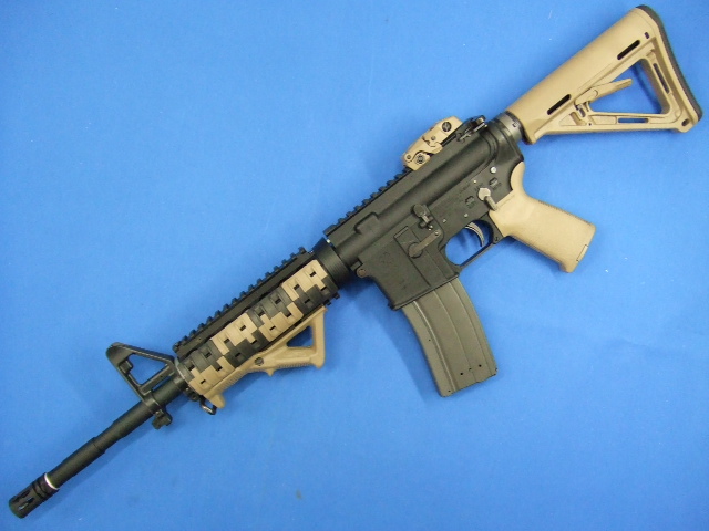 M4A1カービン　マグプルタクティカル2　Tan | ウエスタンアームズ