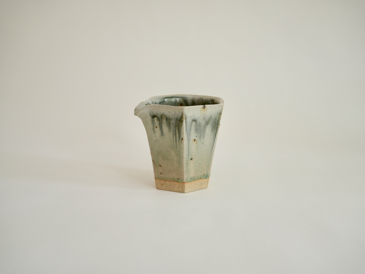 平岡仁　掛分六角片口