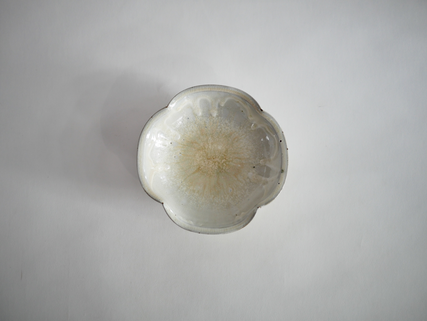 北岡幸士　四方鉢S 白化粧